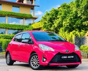 Toyota Vitz Jewela 2017 Car (Used)