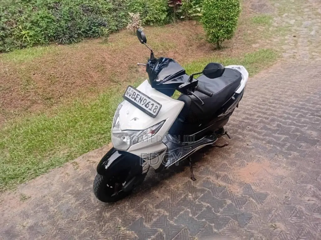 Honda Dio 2016 Motorbike (Used)