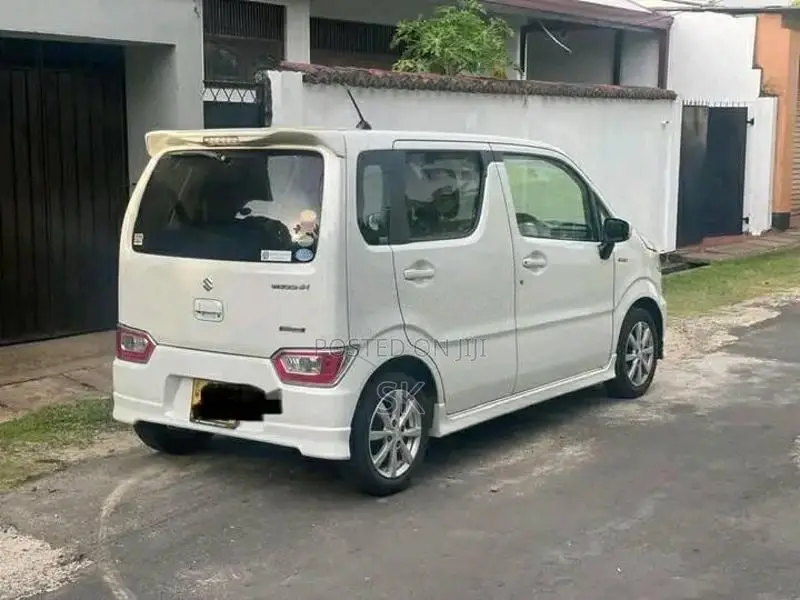 Suzuki Wagon R FZ 2017 Car (Used)