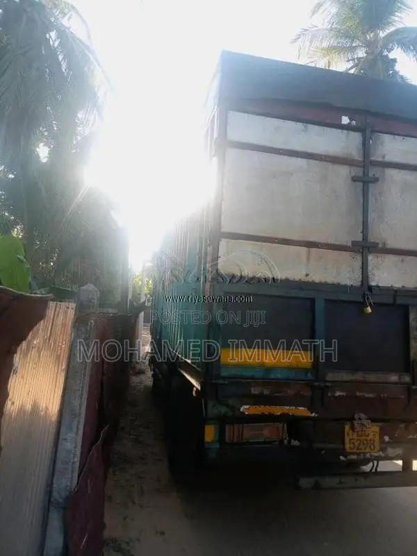Ashok-Leyland Leyland 2006 Lorry (Used)