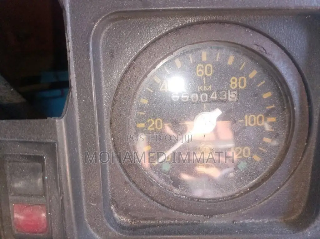 Ashok-Leyland Leyland 2006 Lorry (Used)