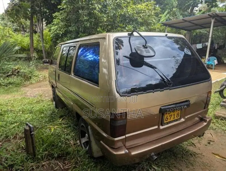 Toyota Townace CR27 1989