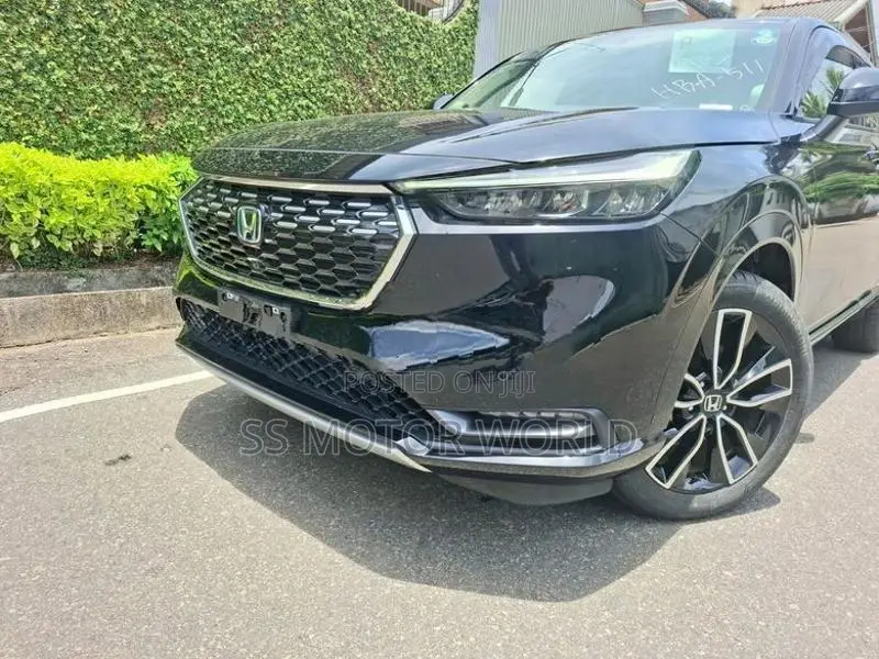 Honda Vezel Z PLAY MOONROOF 10SP 2026