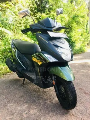 Yamaha RayZR 2019