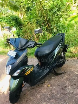 Yamaha RayZR 2019