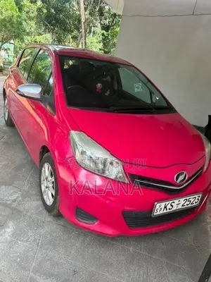 Toyota Vitz KSP 130 Jewela Mode 2012