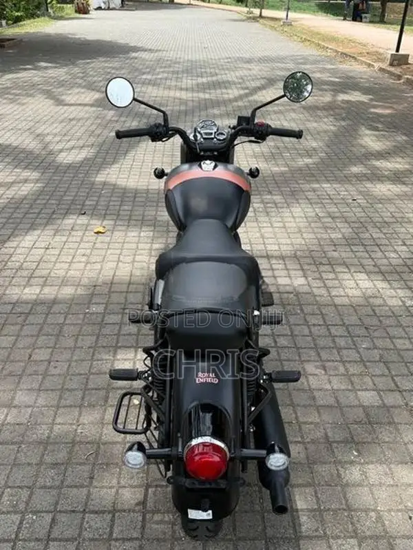 Royal Enfield Classic 350 Gun Grey 2026