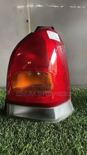 SUSUKI ALTO HA23S TRAIL LIGHT RH