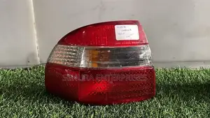 TOYOTA COROLLA AE110 TAIL LIGHT LH