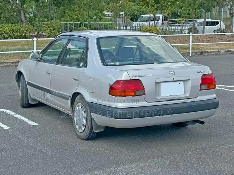 TOYOTA COROLLA AE110 TAIL LIGHT LH