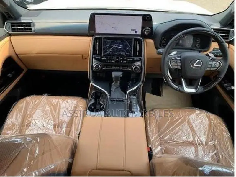 Lexus LX600 Ultimate Luxury Suv 2024