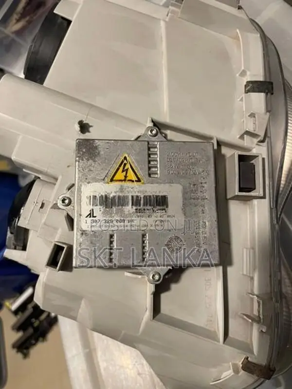 Genuine Mercedes C C180 C220 2002 W203 driver XENON headlight complete