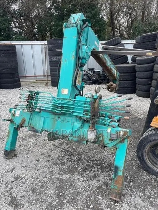 MAEDA 260 BOOM SHORT JACK 2.6 TON (CMB 22-2 )