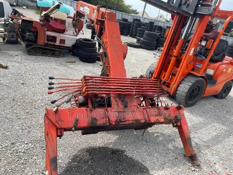 UNIC 250 V-TURBO SHORT JACK 2.5 TON CMB (23- 4)
