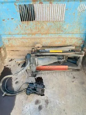 Isuzu Canter Tipper Bed with Jack