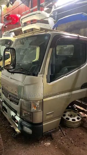 Mitsubishi Canter Fuso 2017 Cabin