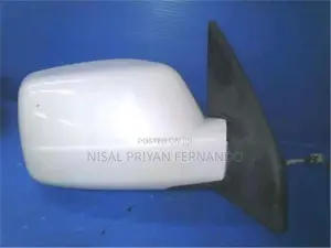 Nissan X Trail NT30 Side Mirror