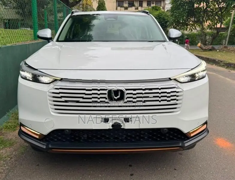 Honda Vezel X HUNT HYBRID 2025