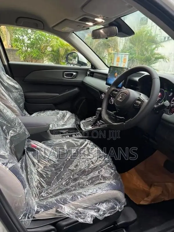 Honda Vezel X HUNT HYBRID 2025