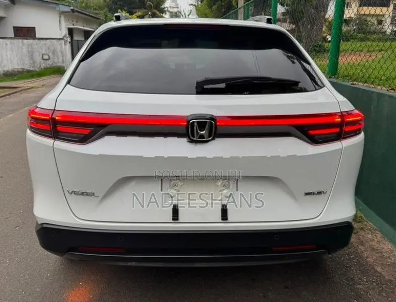 Honda Vezel X HUNT HYBRID 2025