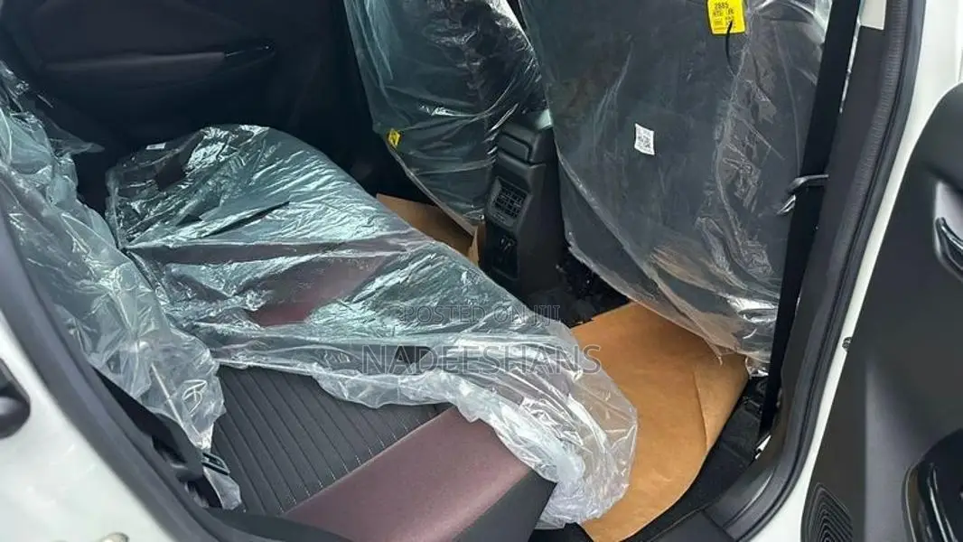 Toyota Taisor V GRADE BLACK TOP 2025