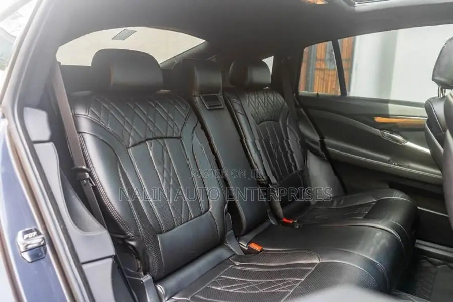 BMW 520d GT 2013