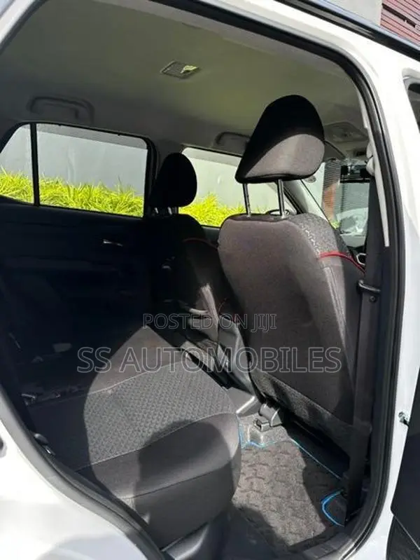 Toyota Raize Z Hybrid 2025