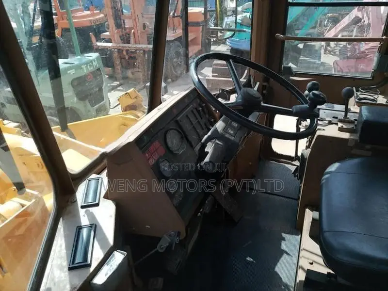 Caterpillar 910F Wheel loader