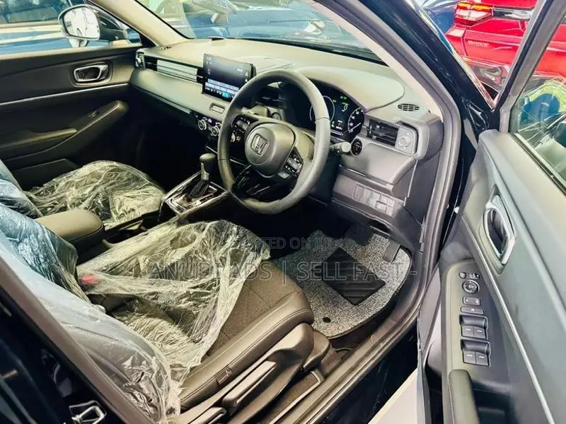 Honda Vezel Z grade Safety B/New 2026