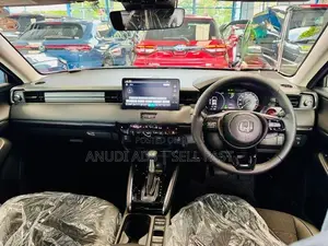 Honda Vezel Z grade Safety B/New 2026