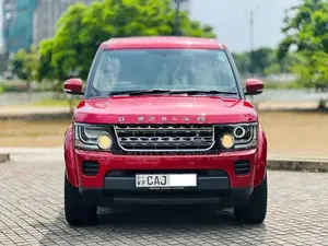 Land Rover Discovery 4S 2015