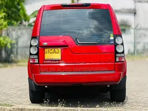 Land Rover Discovery 4S 2015