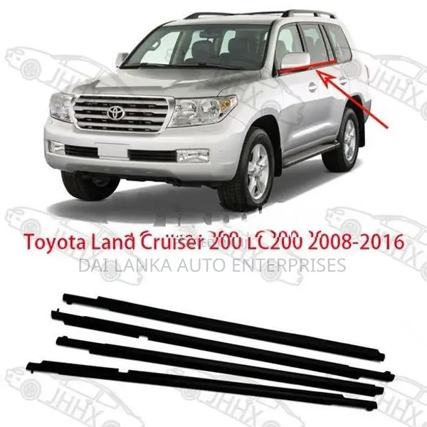 Toyota Land cruiser 200 weather strip Set