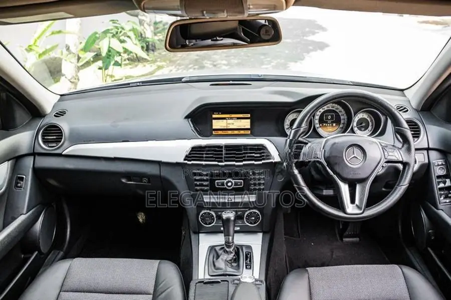 Mercedes Benz C180 Facelift 2011