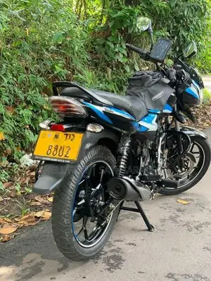 Bajaj Discover 125 2023