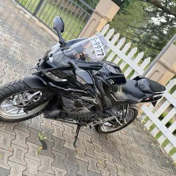 Yamaha R15 2019