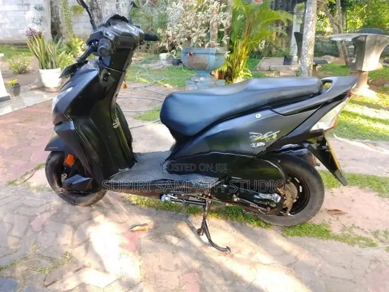 Honda Dio 2017