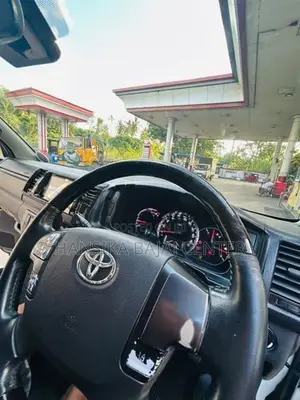Toyota KDH Super GL 2018