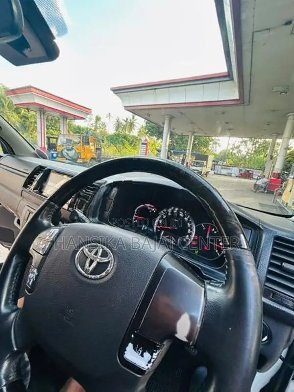 Toyota KDH Super GL 2018