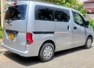 Nissan NV200 Auto Van 7 Seat 2013