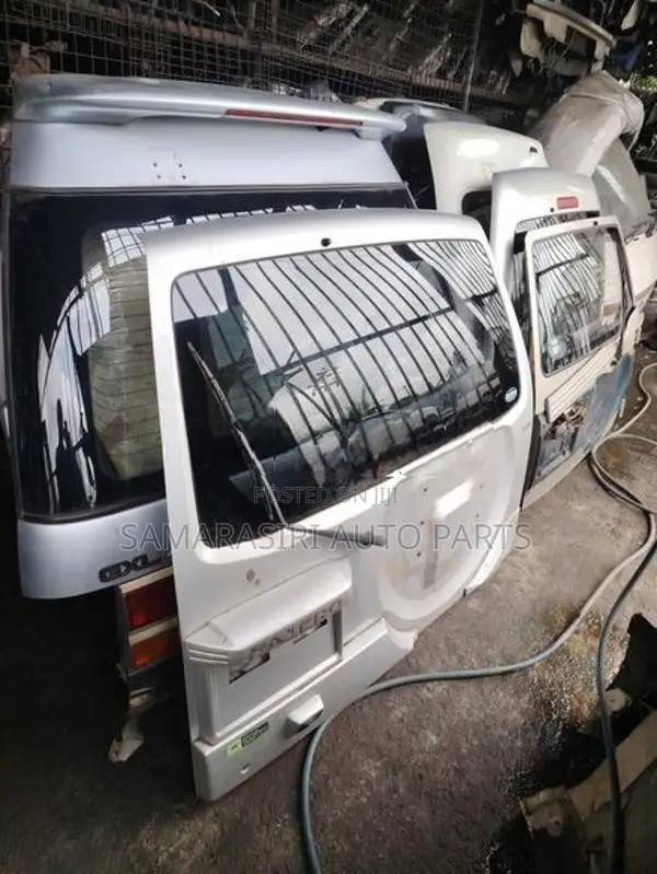 Montero V75 Dickey
