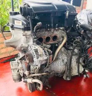 Toyota Passo KGC30 1KR Engine Motte