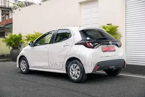 Toyota Yaris X Smart 2024