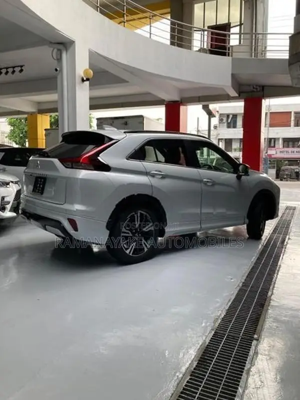 Mitsubishi Eclipse Cross 2025