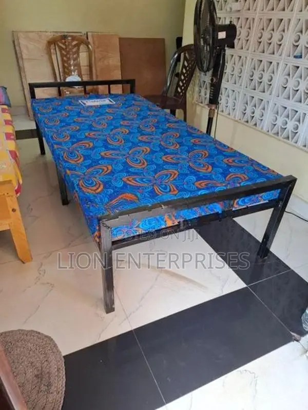 Single bed with mattress