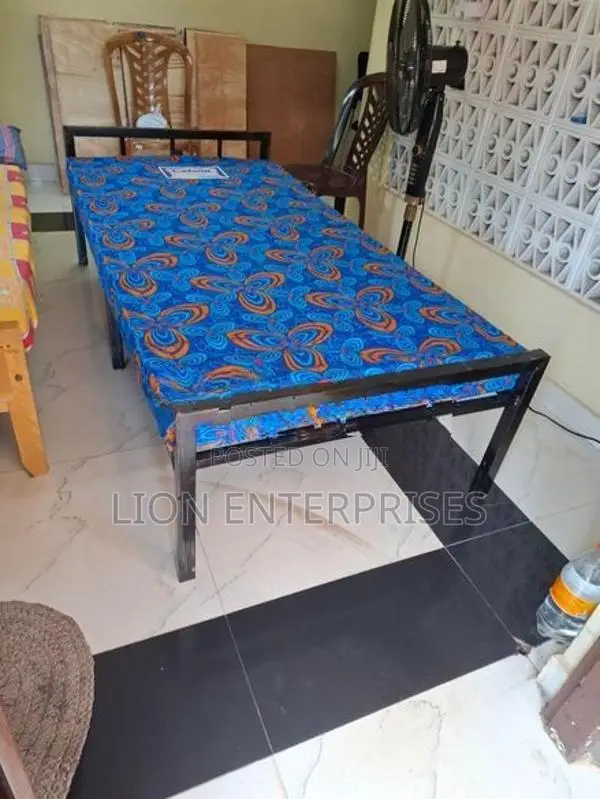 Single bed with mattress