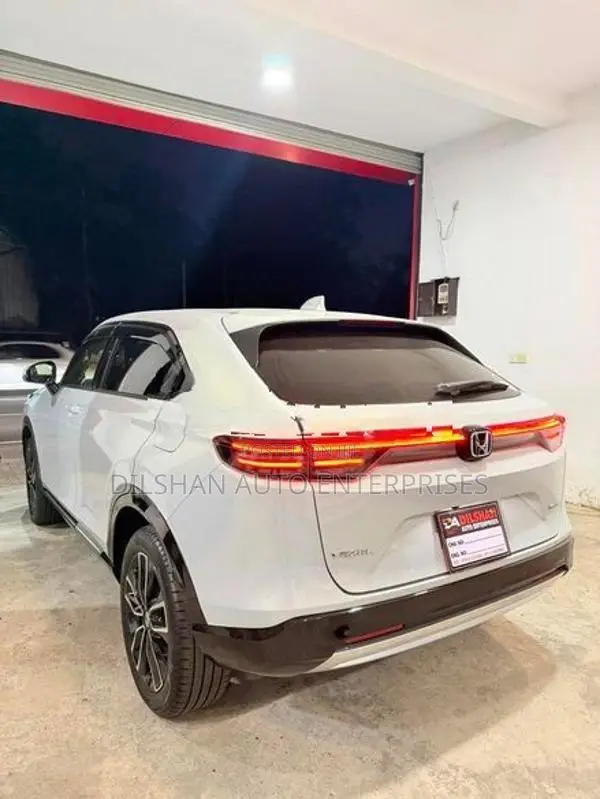 Honda Vezel Z Premium 2025