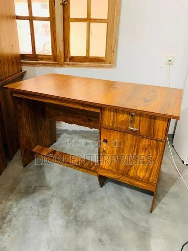 4×2 Melamine office tables