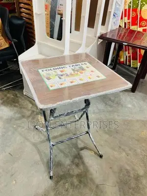 folding tables offer 2×2