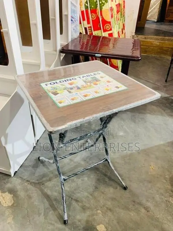 folding tables offer 2×2